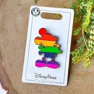 2019 Disney Parks Mickey Mouse Silhouette Gay Pride Rainbow Pin Disneyland NEW